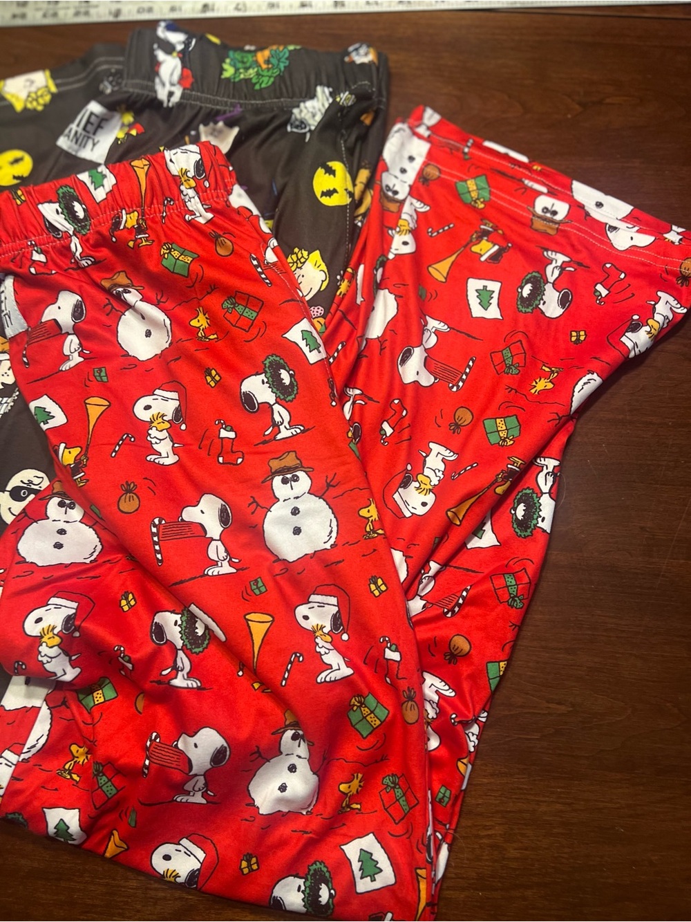 Lot of 2 Brief Insanity Peanuts Snoopy Holiday Pajama Pants Size Large - Picture 7 of 8